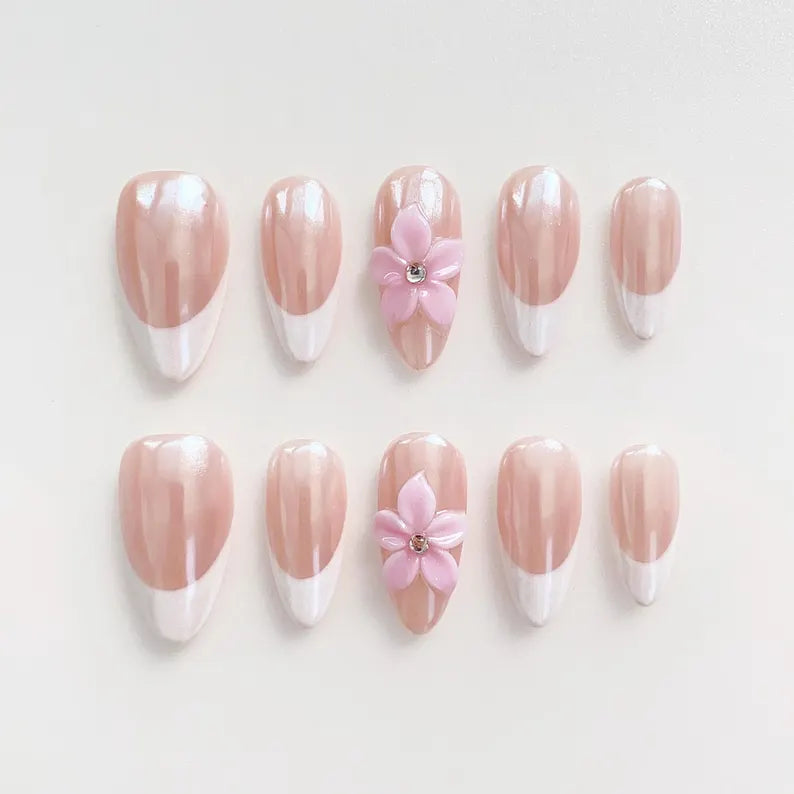 Minimalist Nails