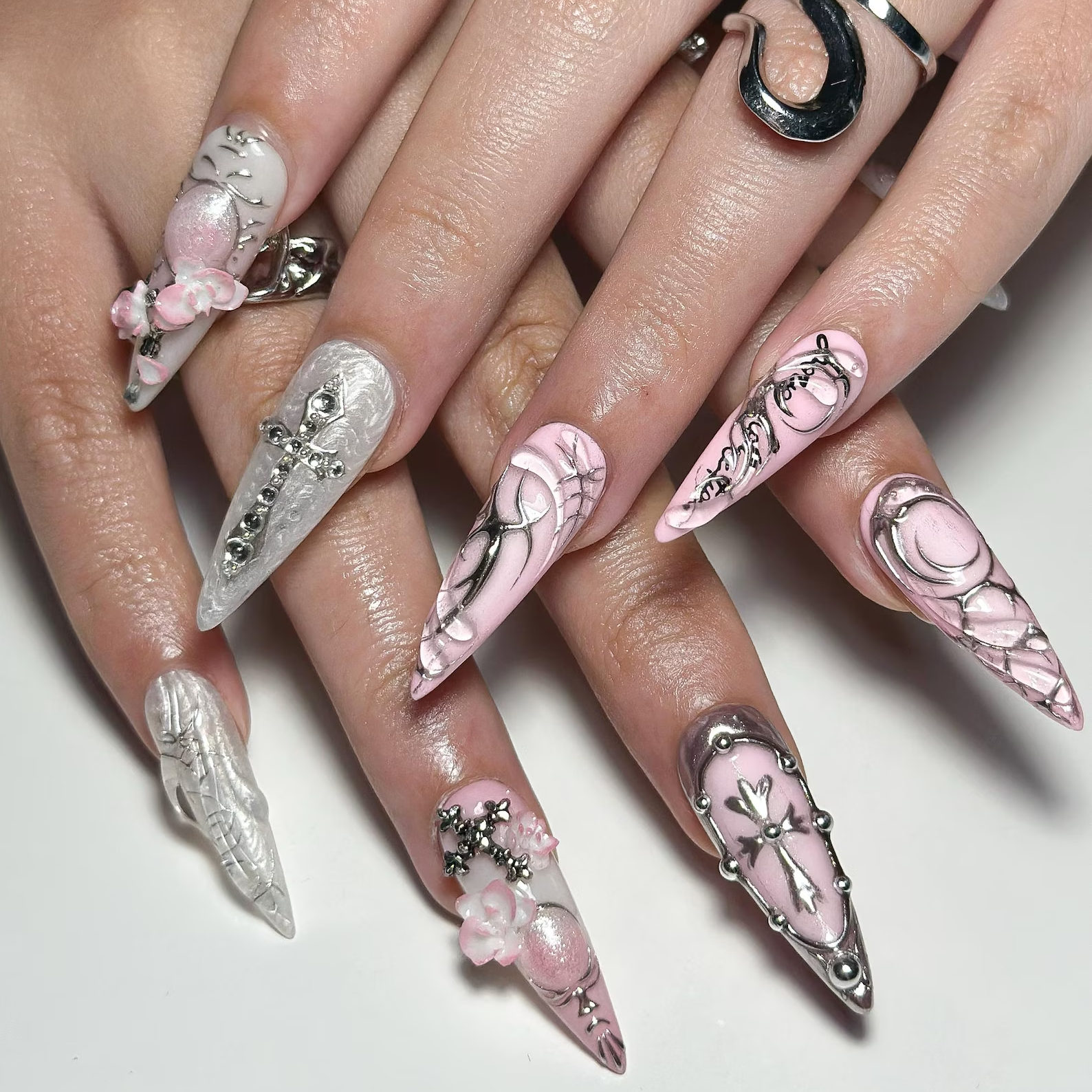 3d-pink-gothic-silver-chrome-nails