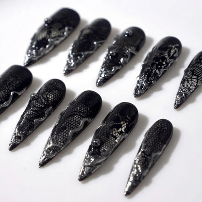 black-gothic-lace-skull-press-on-nails