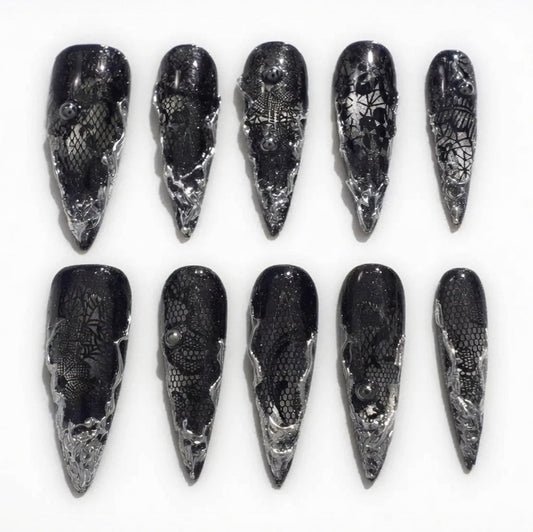 black-gothic-lace-skull-see-my-nails