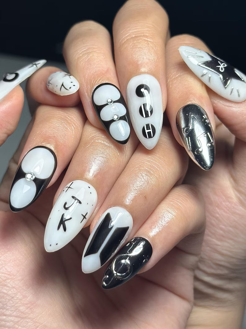 black-white-k-pop-coquette-press-on-nails