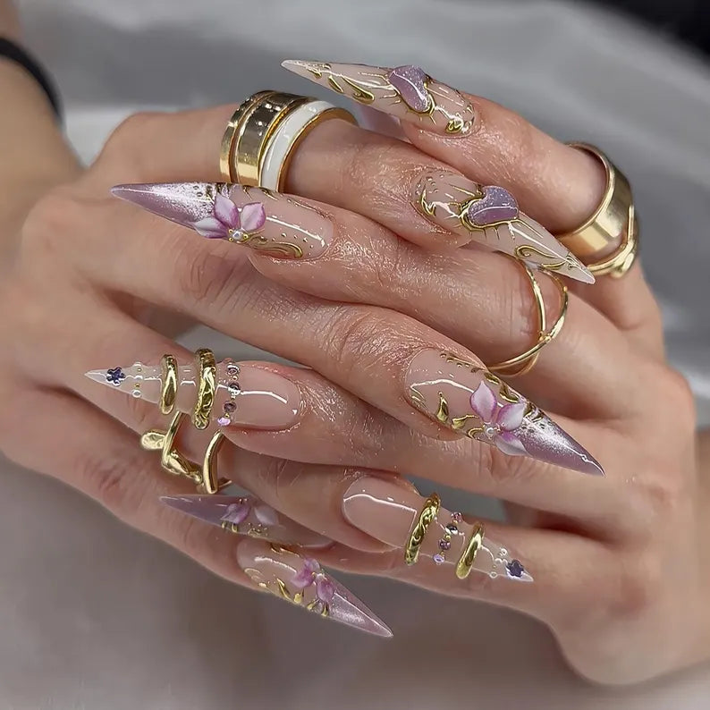 coquette-star-candy-wedding-nails