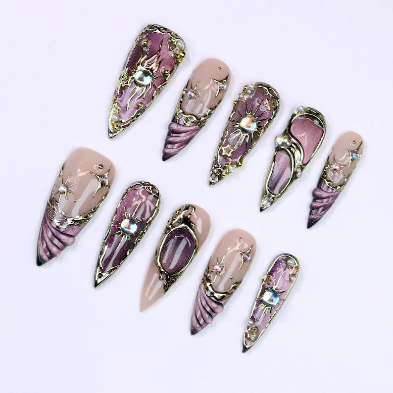 crystal-gem-gold-frame-nails