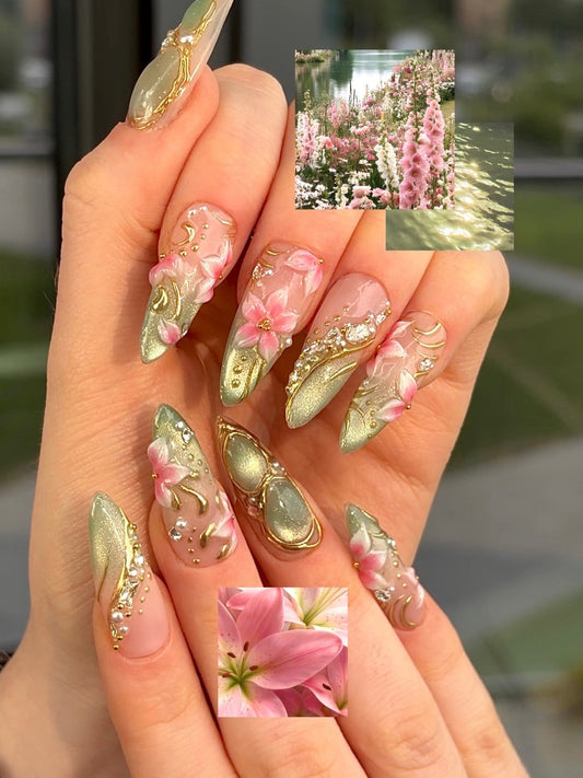 Enchanted Garden Gold Floral