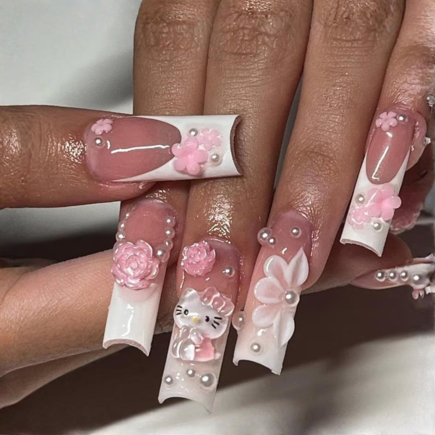 Pearl Bow Floral Hello Kitty